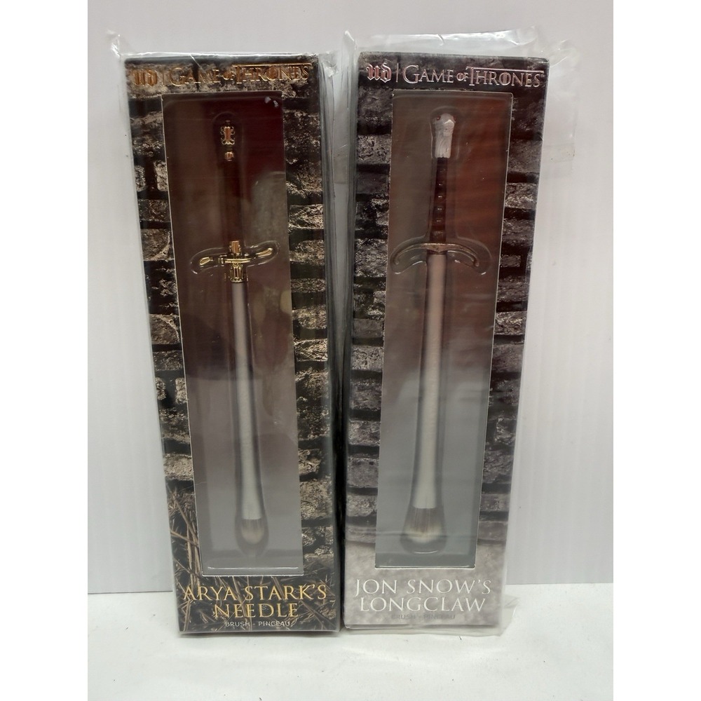 SET OF 2 Urban Decay Game of Thrones Arya Starks, JON SNOW Eye Shadow Brush NEW